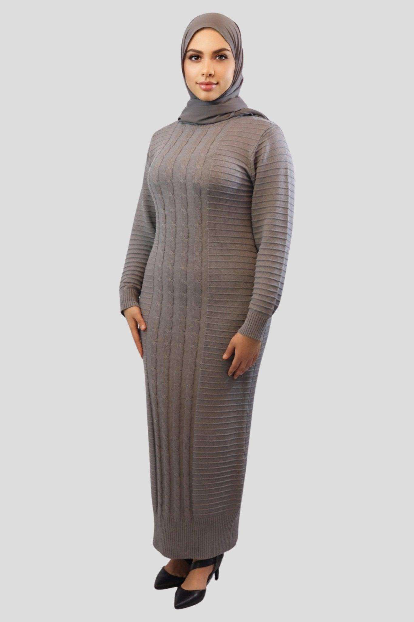 Medium / Grey